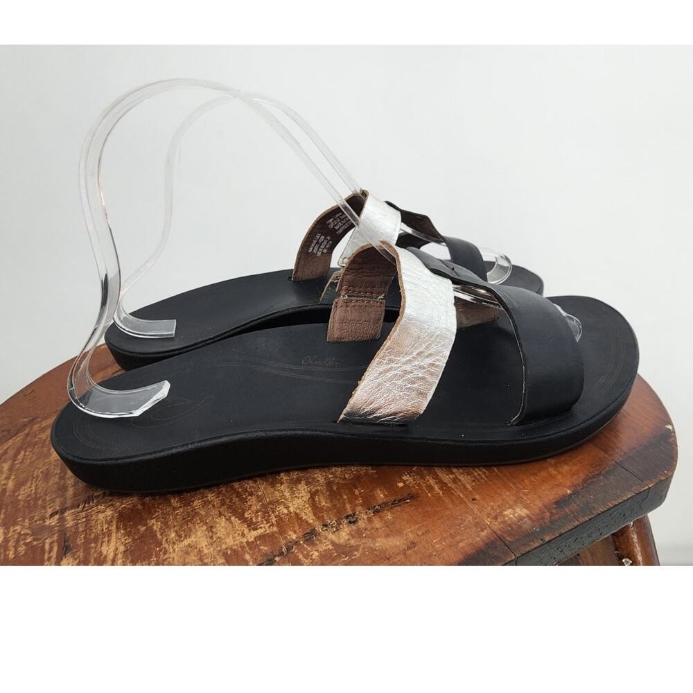 Olukai Slip‎ On Comfort Leather Sandals Size 8 Silver Metallic Black